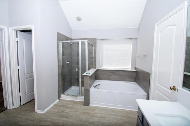 Building Photo - 4576 Postbridge Dr