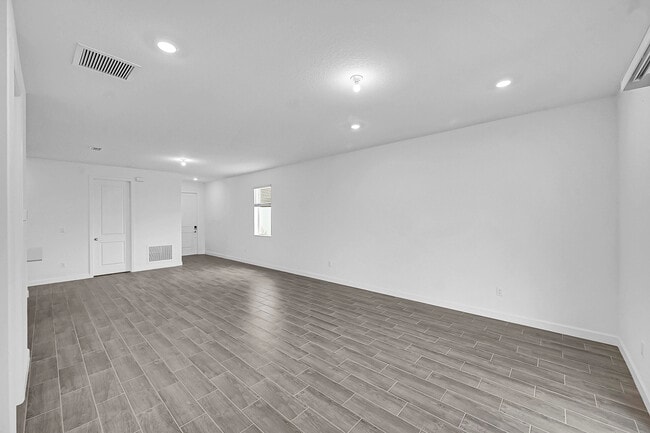 Building Photo - 3587 Angler Dr