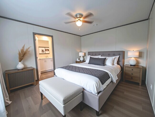 Building Photo - 709 N Collins Fwy