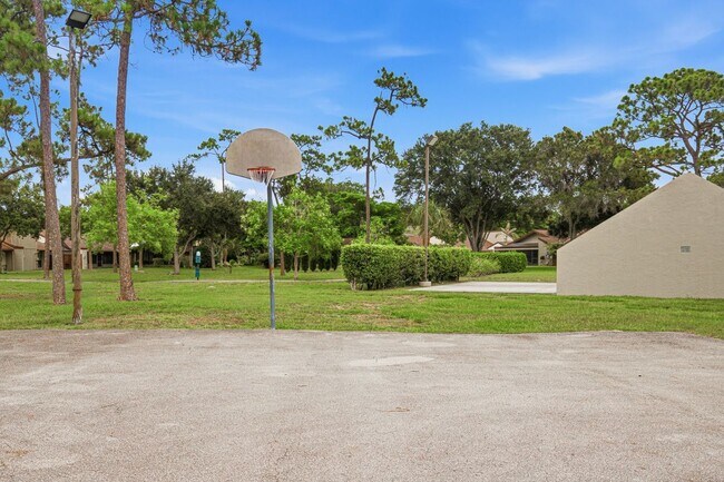 Building Photo - 11600 Timbers Way