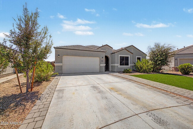 Building Photo - 30731 W Monterey Dr