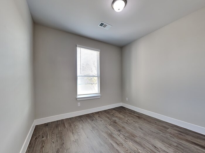 Building Photo - 3417 New York Ave