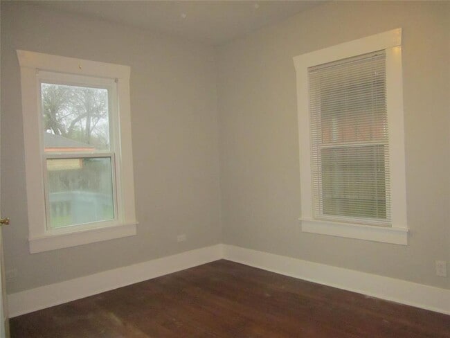Building Photo - 3217 Winbern St