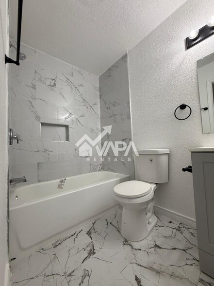 Building Photo - 9034 Oceanview Dr
