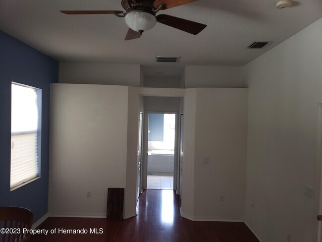 Building Photo - 15433 Sonora Dr