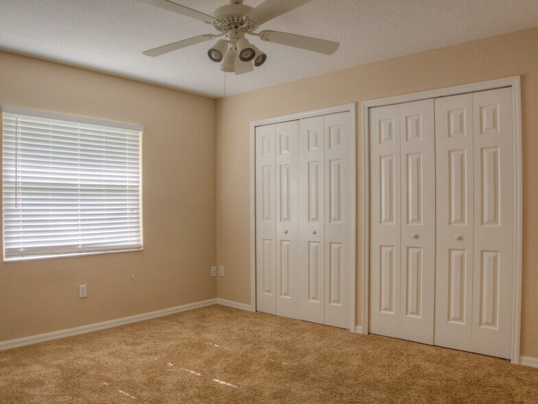 Building Photo - 5515 Maccaughey Dr