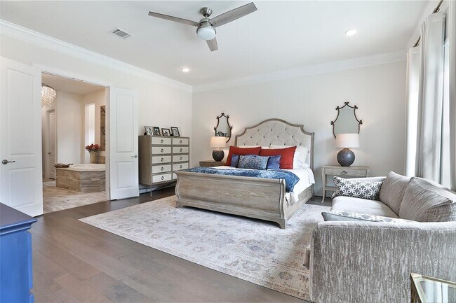 Building Photo - 13011 Mustang River Dr