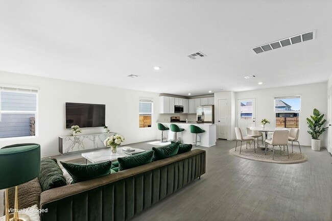 Primary Photo - 331 Bugbee