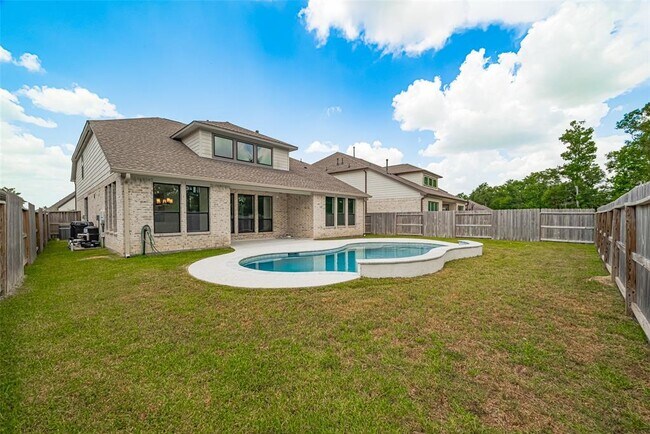 Building Photo - 23649 Silver Palm Trl