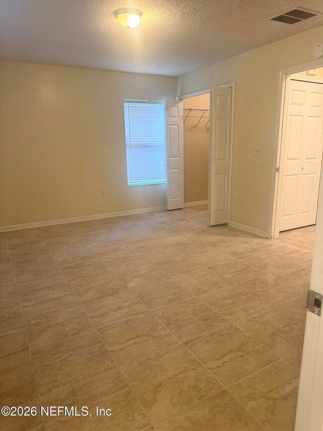 Building Photo - 5227 Bunche Dr