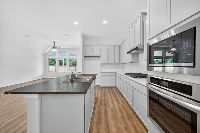 Building Photo - 6214 Severson Lake Ct
