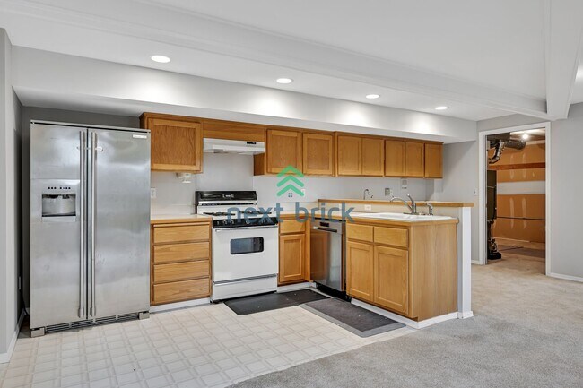 Building Photo - Beautiful home with 4 beds, 3.5 baths for rent