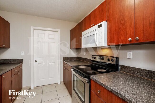 Building Photo - 420 NW 42nd St