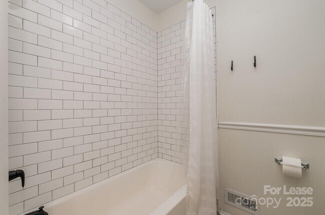 Building Photo - 9005 Nolley Ct