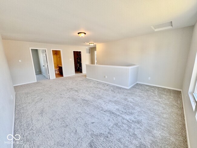 Building Photo - 12431 Teacup Way