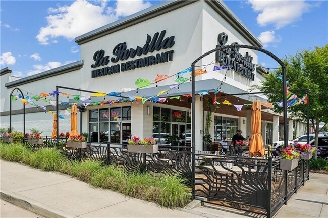 Building Photo - 2090 Emmet Pk Ln