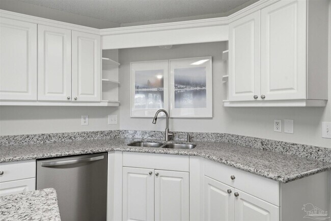 Building Photo - 519 Batten Blvd