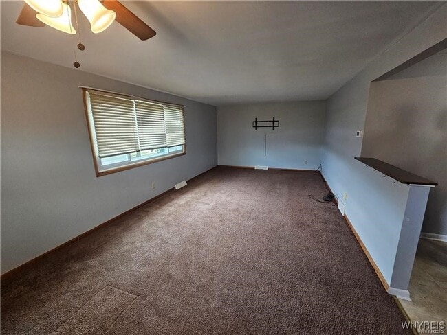 Building Photo - 70 Theresa Dr