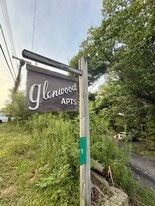 Building Photo - 1 Maplewood Rd