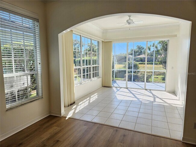 Building Photo - 835 Chalmers Dr