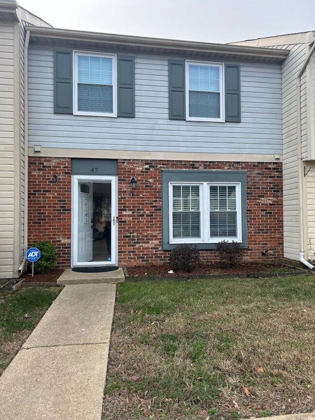 Primary Photo - Charming 3-Bedroom Townhome in Hampton, VA ?