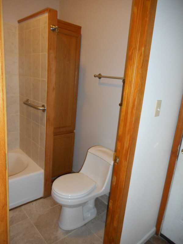 Building Photo - 4618 W Jackson Blvd