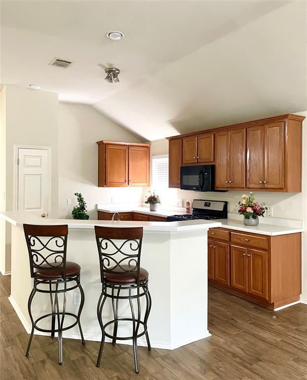 Building Photo - 2325 Clover Ridge Dr