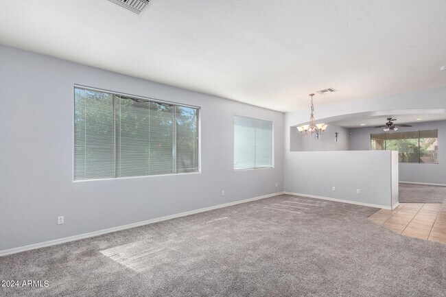 Building Photo - 14094 W Edgemont Ave