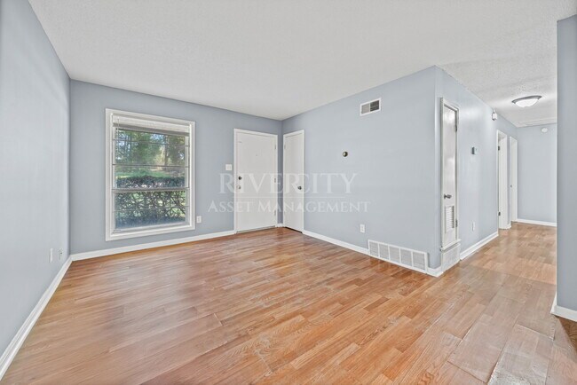 Building Photo - 277 Honduras Dr