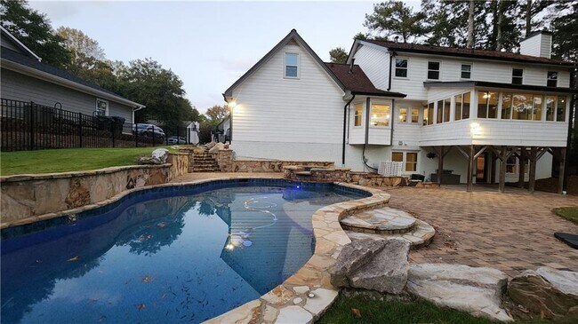 Building Photo - 3250 Indian Hills Dr