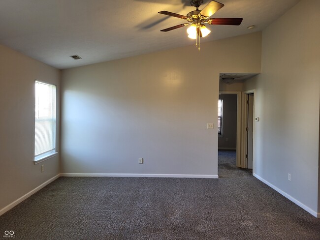 Building Photo - 2704 Winding Creek Ln