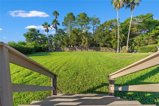 Building Photo - 300 S Florida Ave