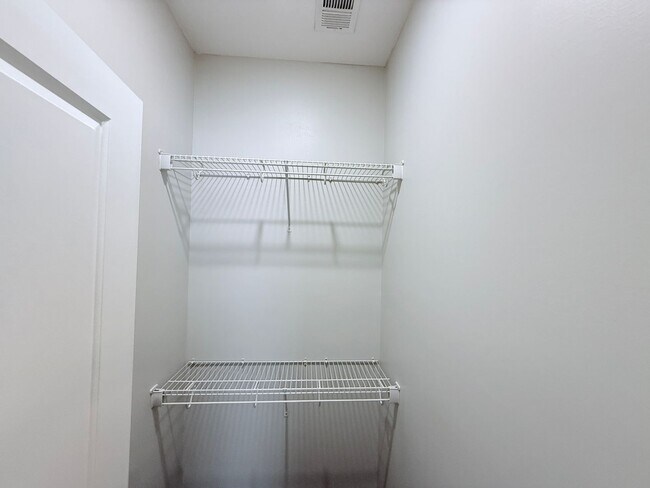 Building Photo - 103 Private Rd 4017