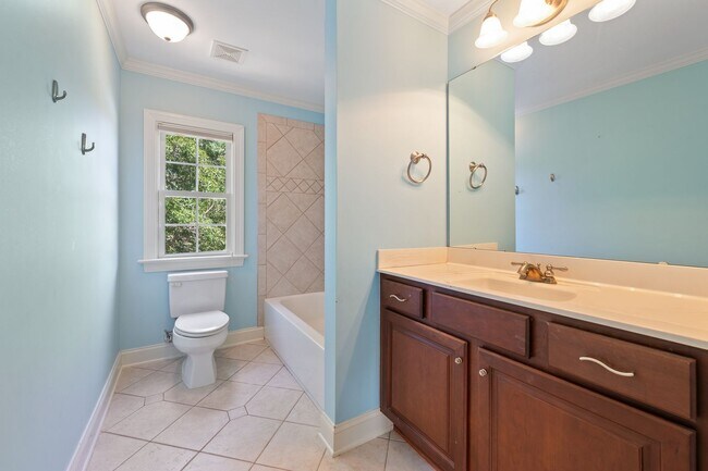 Building Photo - Apex Rental with Renovated Attic, Screened...