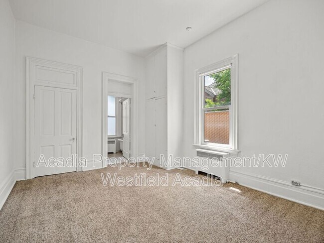 Building Photo - 256 N 500 W