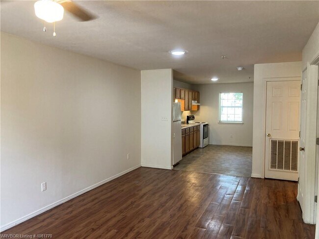 Building Photo - 816 N 36th St