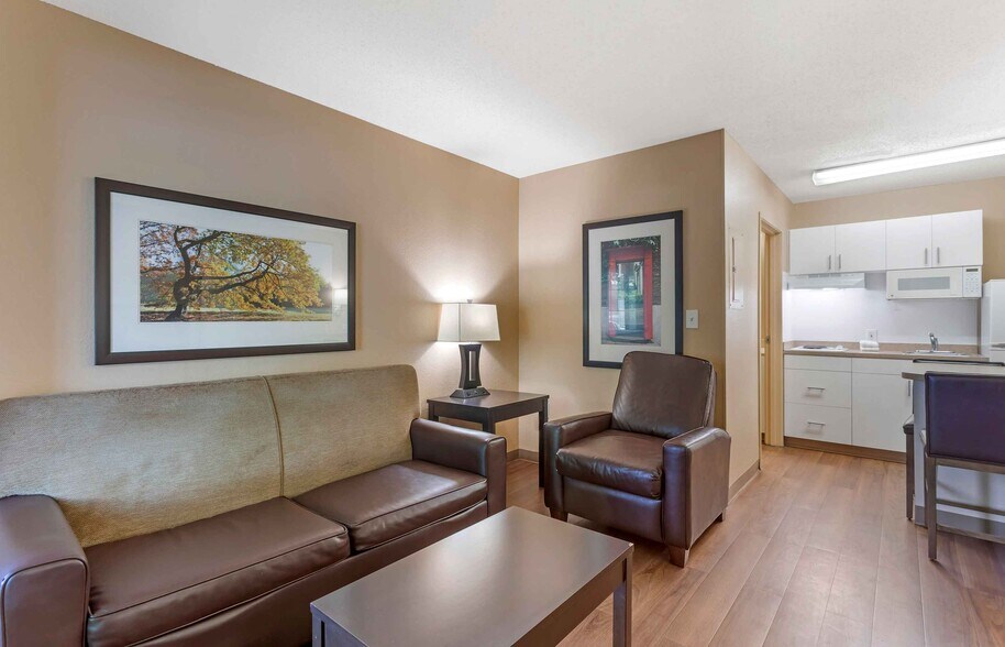 Building Photo - Furnished Studio-Jacksonville - Southside ...