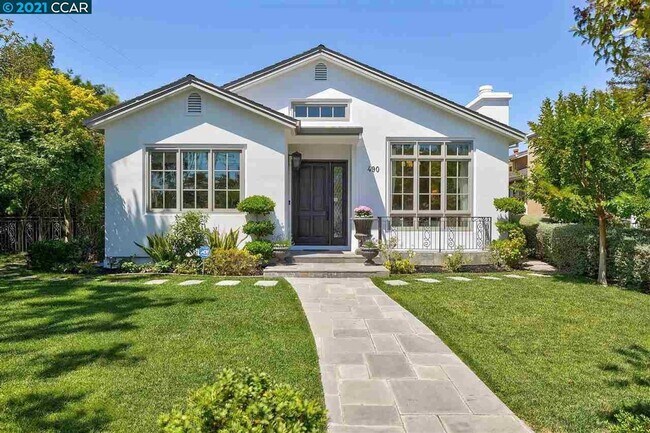 Primary Photo - Beautifully Updated 5-Bedroom Home in Prim...