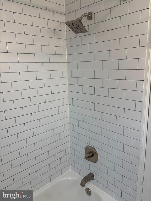 Building Photo - 603 Quackenbos St NW