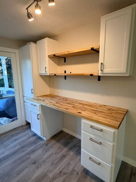 Building Photo - 3693 W Pensacola Cir