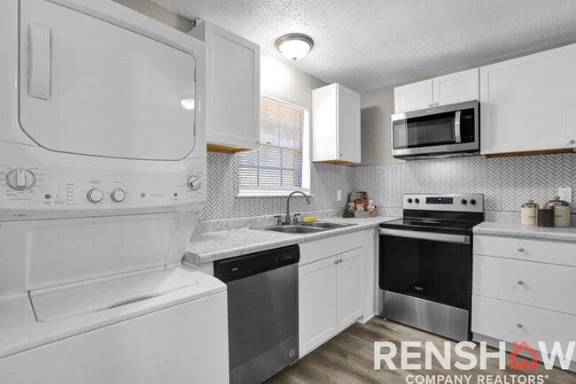 Building Photo - 3660 Rhodes Ave