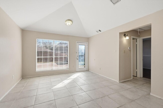 Building Photo - Half of Duplex Ready for New Tenants- 2 Bed, 2 Bath- North Richland Hills- Birdville ISD- 76180