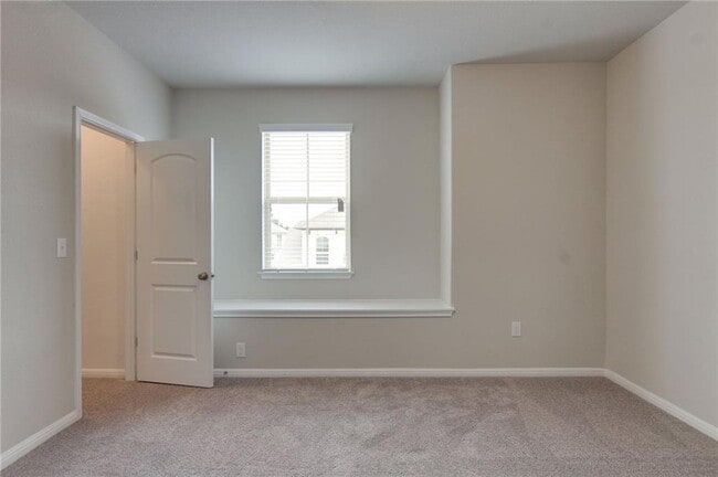 Building Photo - 3240 E Whitestone Blvd