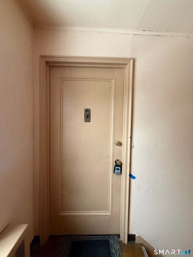 Building Photo - 67 Mencel Cir