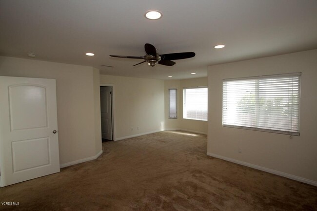 Building Photo - 526 Houston Dr