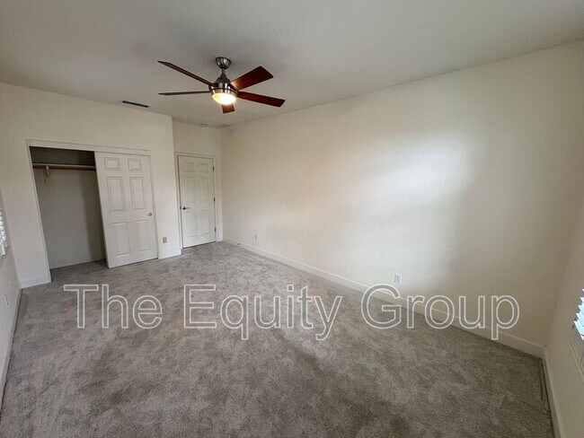 Building Photo - 144 E Reese Ave