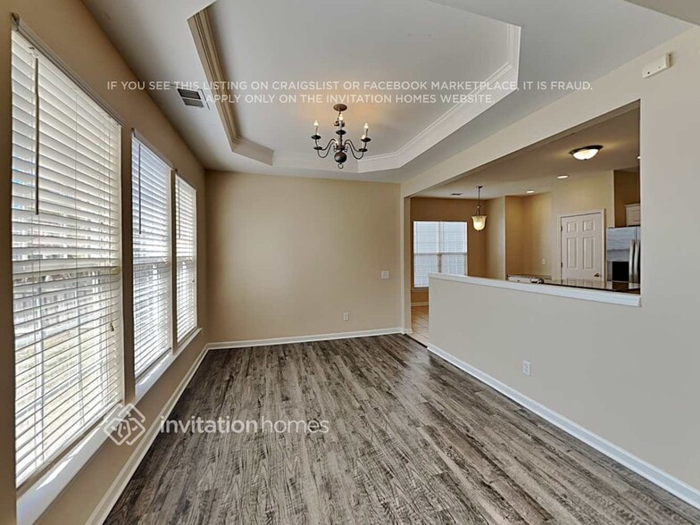 Building Photo - 3009 Azalea Hills Dr