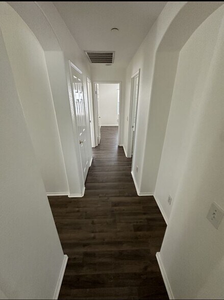 Building Photo - 11306 Trailstone Ct