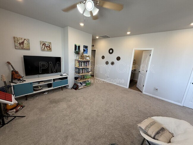 Building Photo - 13887 Deertrack Ln