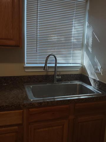 Building Photo - 2432 E Timberview Ln